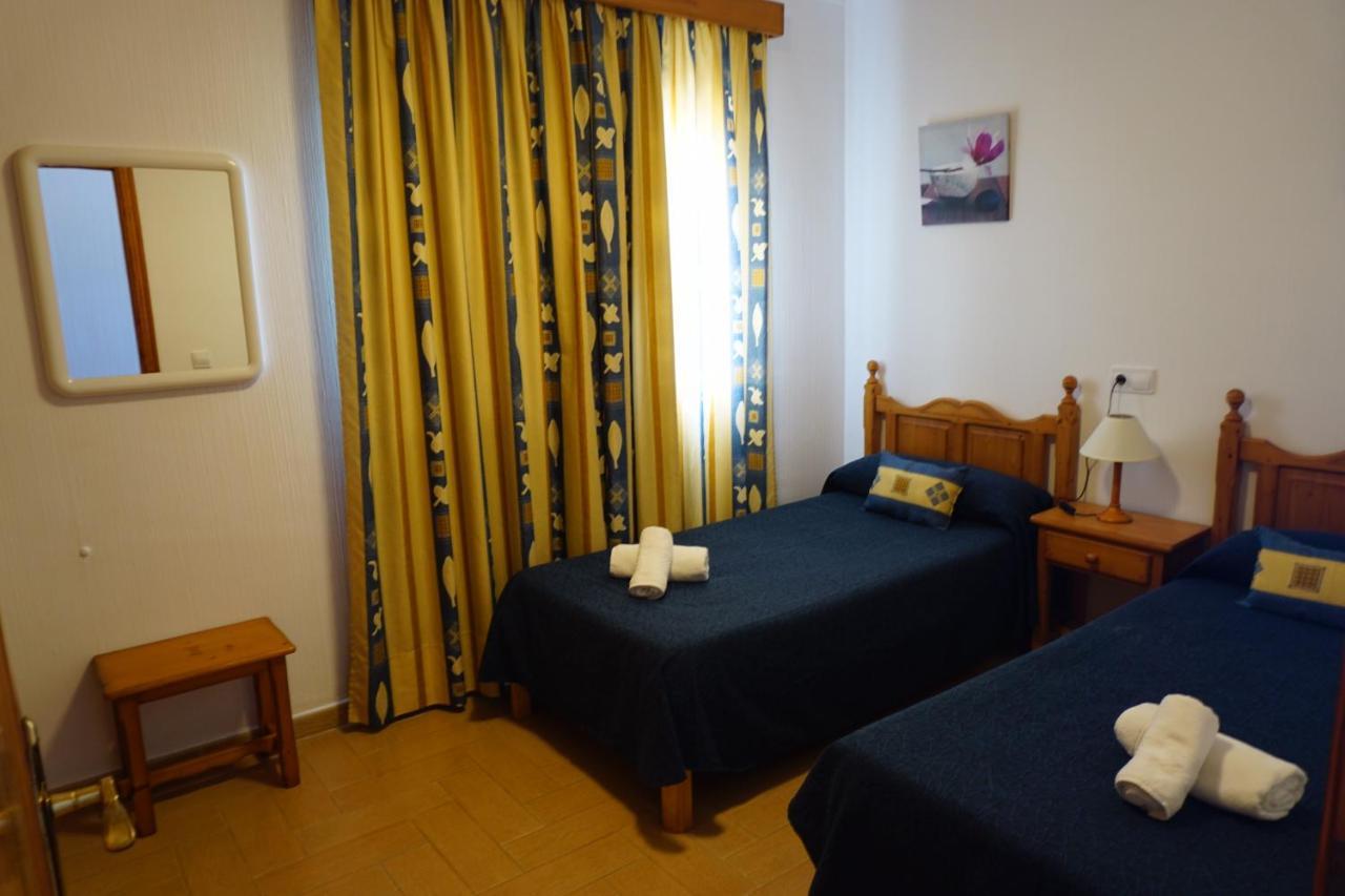 Apartamentos Punta Prima Beach 外观 照片
