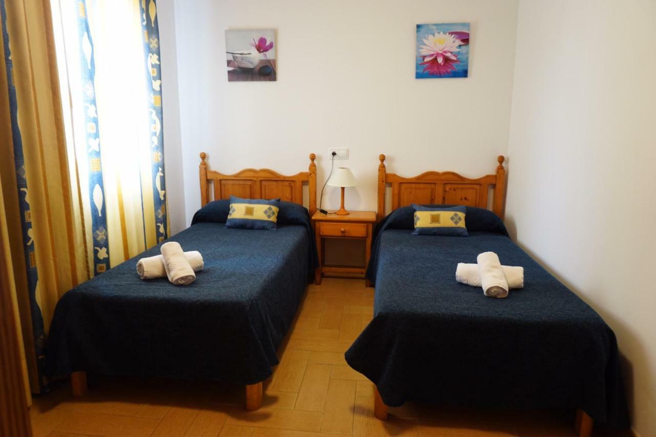 Apartamentos Punta Prima Beach 外观 照片